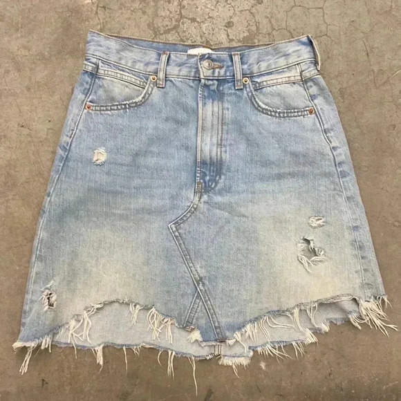 Zara  denim skirt - Picture 1 of 4